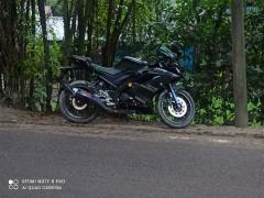 YAMAHA R15 V3